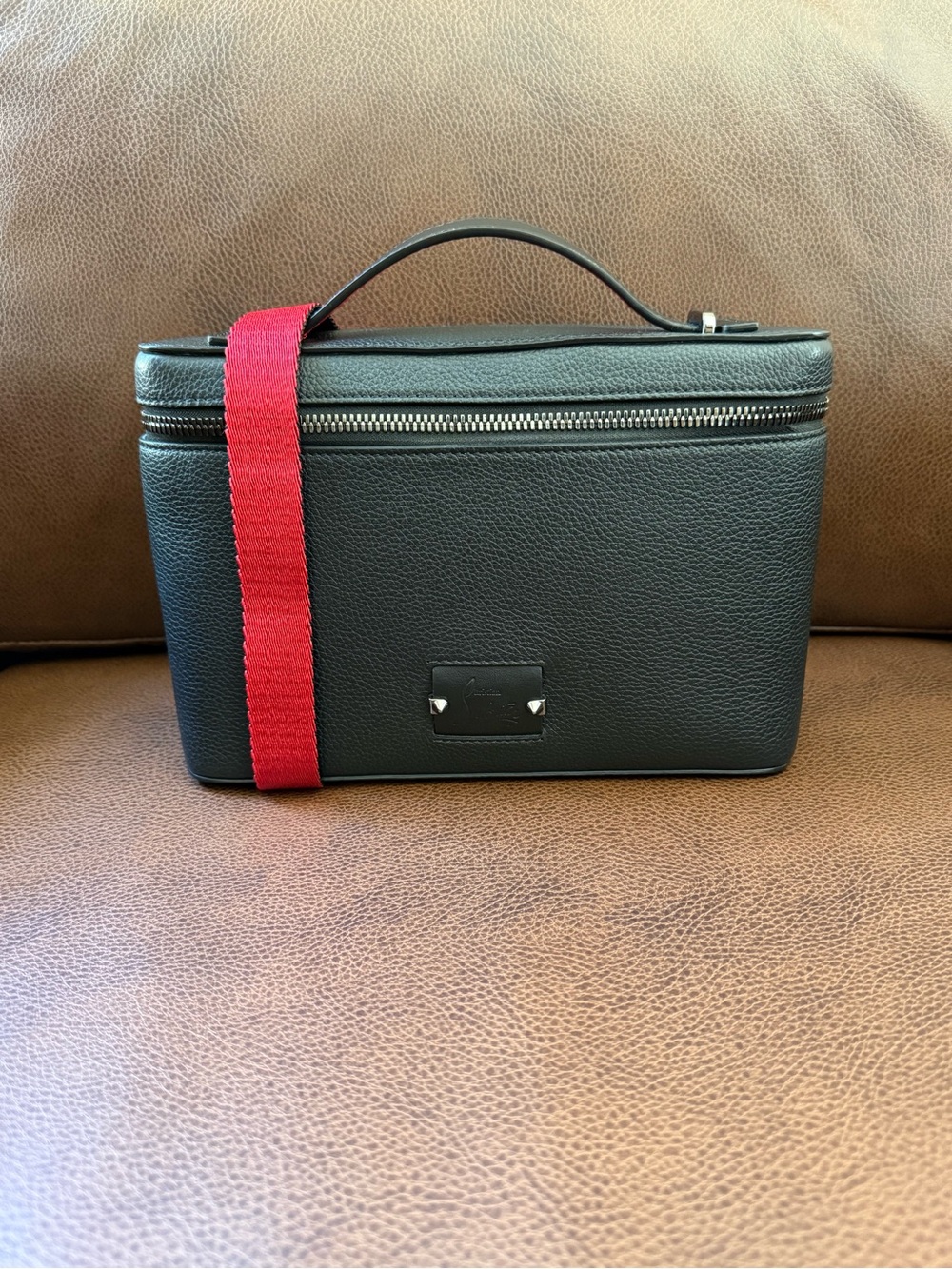 Christian Louboutin Kypipouch Leather Crossbody Bag - Picture 2 of 16